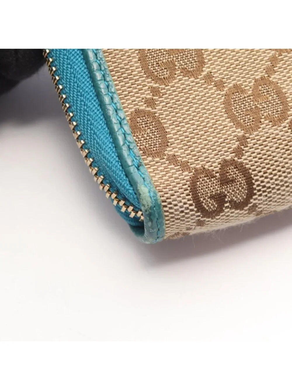 Gucci Round Length Wallet GG Canvas Beige Blue Zip Around